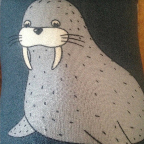 LulaRoe Walrus Leggings - Picture 2 of 2